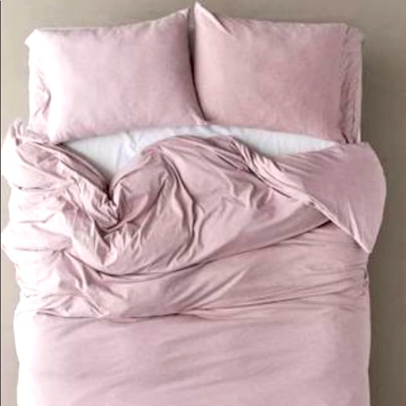 Urban Outfitters Other - Twin XL Bedding